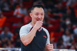 CBA赛季十佳裁判员：闫军、郭楠、杨宏峰、段铸、孙健在列